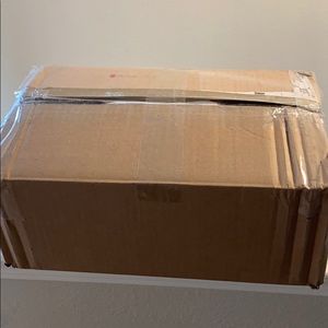 Baby girl clothes 6-9 mos